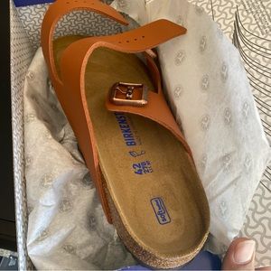 Brand New BIRKENSTOCK Sandals Arizona - Ginger Brown - Unisex 42 EU